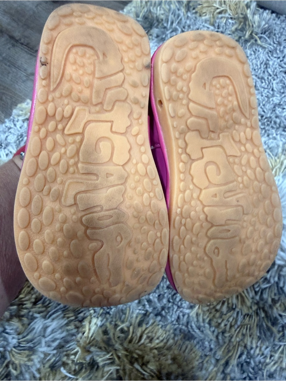 LanieCakes Mary Jane’s little Kid Sz 8 Mary Jane Shoes in Pink and Red - Picture 5 of 6